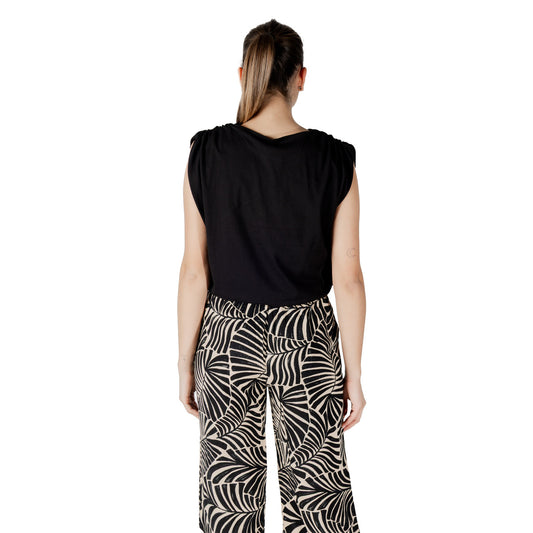 Jacqueline De Yong  Women Top