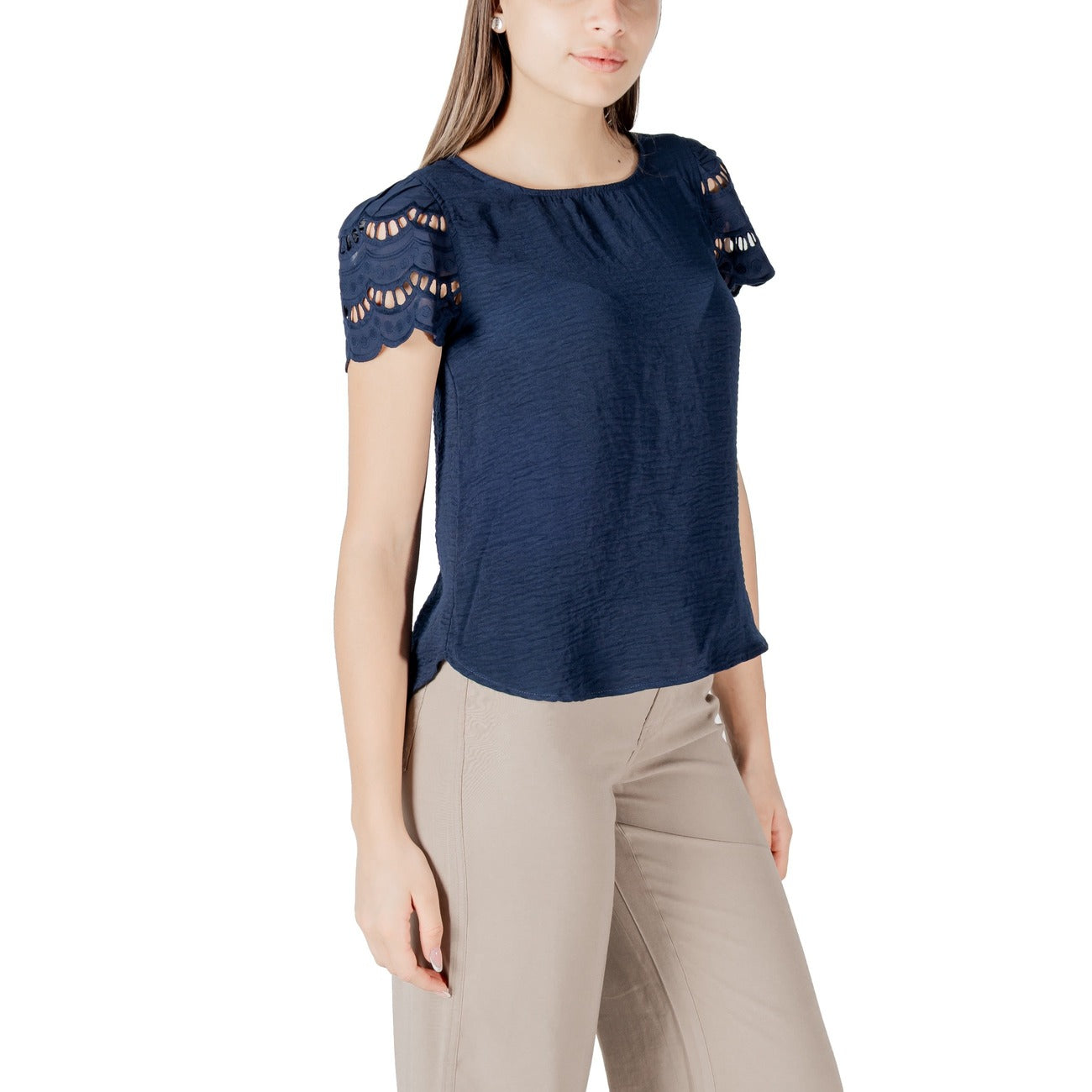 Jacqueline De Yong  Women T-Shirt